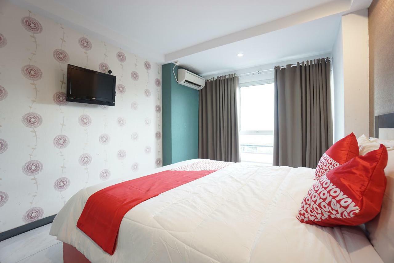 Oyo 1318 Hotel Prince Boulevard Manado Kültér fotó